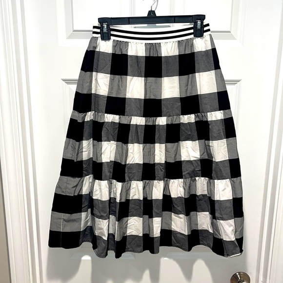 Talbots NWT Buffalo Checker print Tiered Midi Skirt black white PETITE XS - Picture 4 of 8